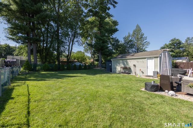 19 Hardwood Road, Plainville, CT 06062
