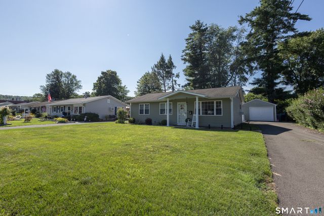 19 Hardwood Road, Plainville, CT 06062