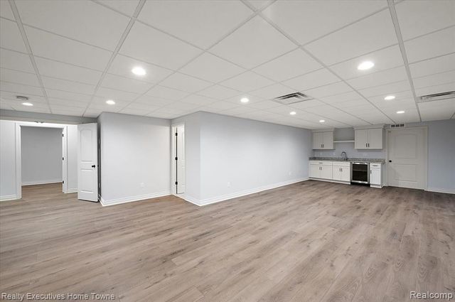 2919 Addison Circle, Rochester, MI 48306