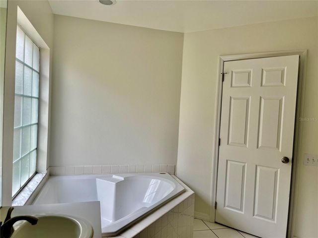 4219 OAKBERRY DRIVE, Orlando, FL 32817