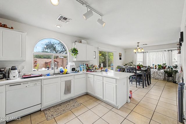 16036 N 11TH Avenue 1074, Phoenix, AZ 85023