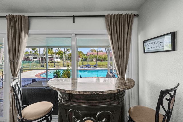 3701 NW 114th Avenue, Coral Springs, FL 33065