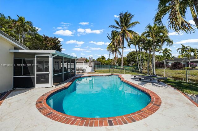 3701 NW 114th Avenue, Coral Springs, FL 33065