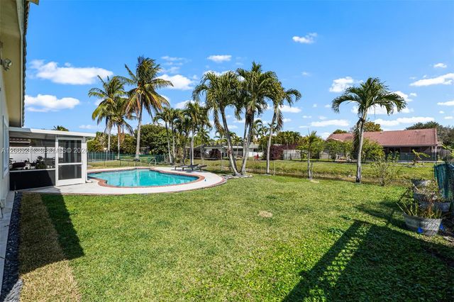 3701 NW 114th Avenue, Coral Springs, FL 33065