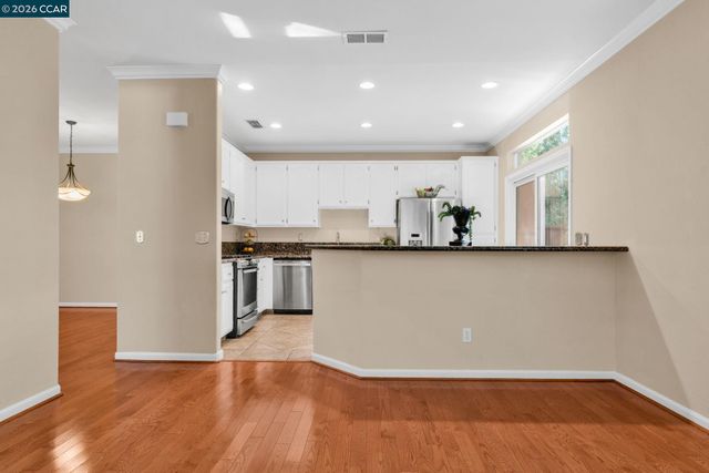 219 Forest Creek Ln, San Ramon, CA 94583