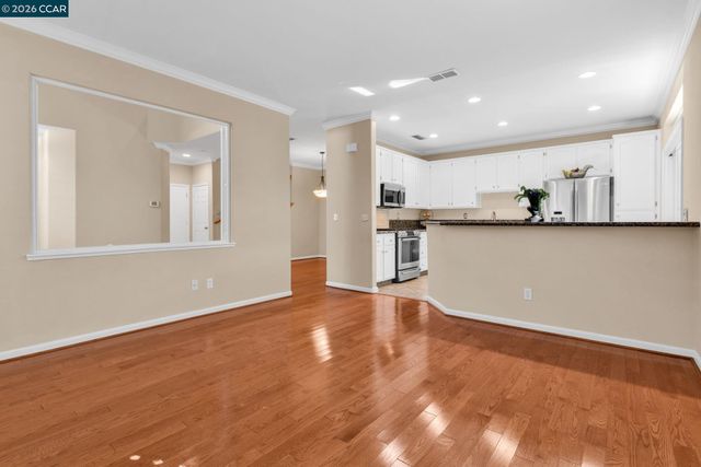 219 Forest Creek Ln, San Ramon, CA 94583