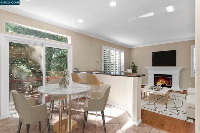 219 Forest Creek Ln, San Ramon, CA 94583