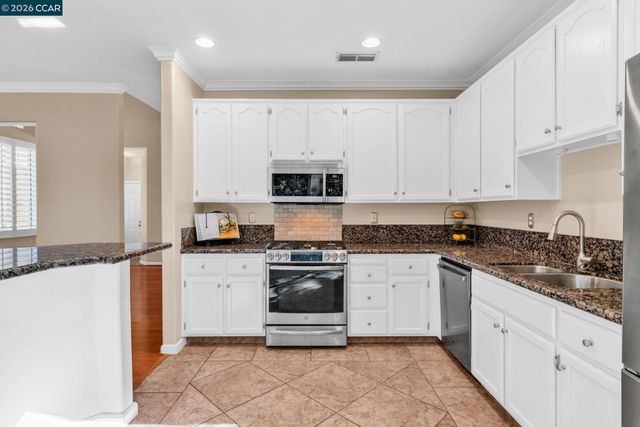 219 Forest Creek Ln, San Ramon, CA 94583