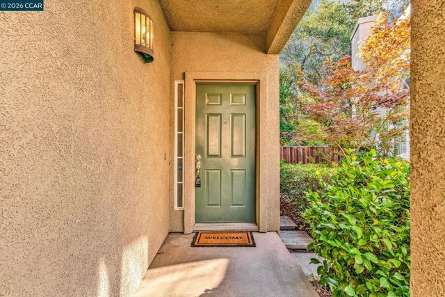 219 Forest Creek Ln, San Ramon, CA 94583