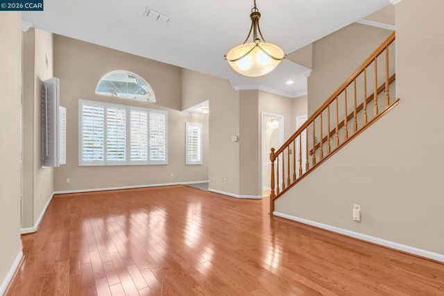 219 Forest Creek Ln, San Ramon, CA 94583