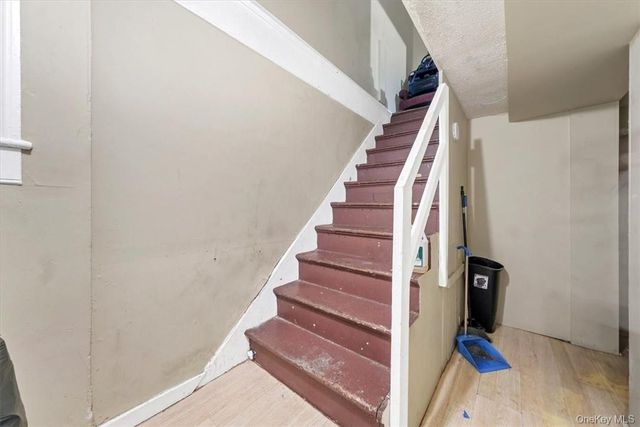 100 Carson Avenue, Newburgh, NY 12550