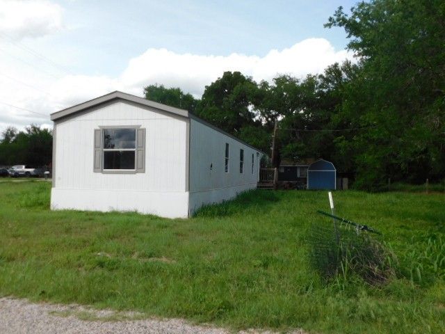 515 Skylark Drive, Granbury, TX 76049