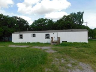 515 Skylark Drive, Granbury, TX 76049
