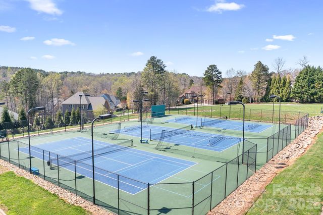 1546 Valhalla Drive, Denver, NC 28037