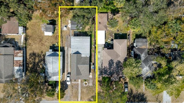 2006 E STUART STREET, Tampa, FL 33605