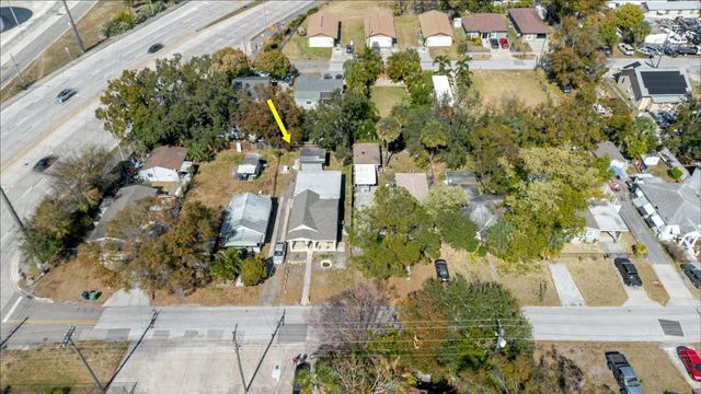 2006 E STUART STREET, Tampa, FL 33605