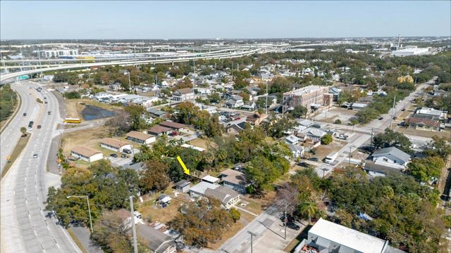 2006 E STUART STREET, Tampa, FL 33605