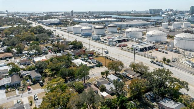 2006 E STUART STREET, Tampa, FL 33605