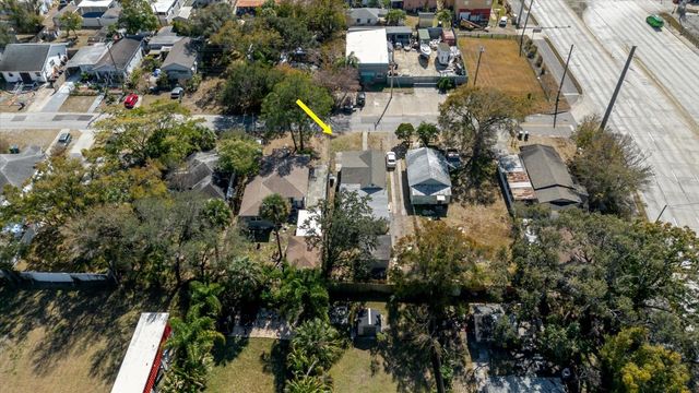 2006 E STUART STREET, Tampa, FL 33605