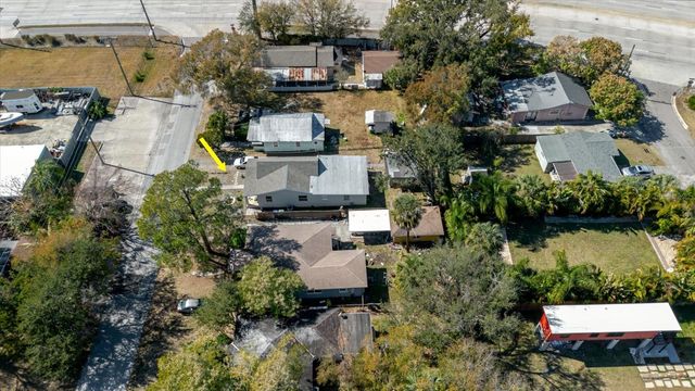 2006 E STUART STREET, Tampa, FL 33605