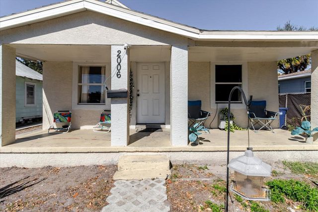 2006 E STUART STREET, Tampa, FL 33605