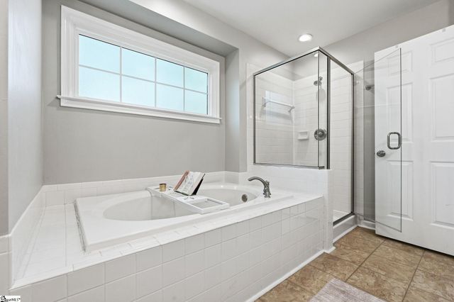 16 Halehaven Drive, Simpsonville, SC 29681