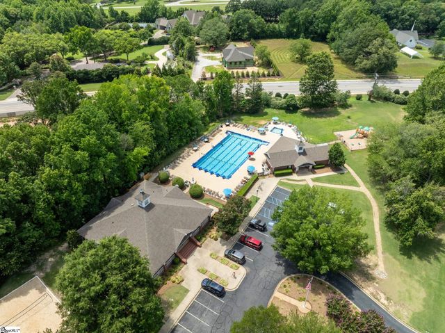 16 Halehaven Drive, Simpsonville, SC 29681