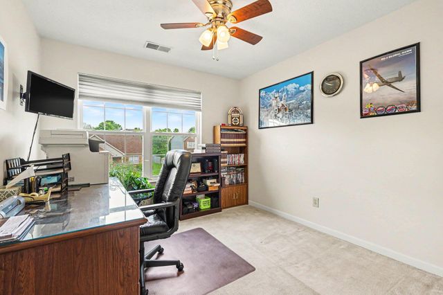 2187 Bluegrama Drive, Burlington, KY 41005