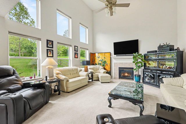 2187 Bluegrama Drive, Burlington, KY 41005