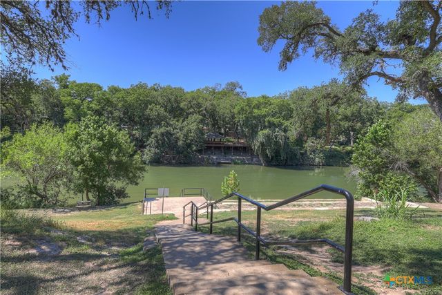 263 Paradise Hills, New Braunfels, TX 78132