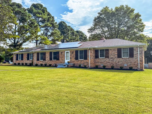 106 Ledgeview Dr, Shelbyville, TN 37160