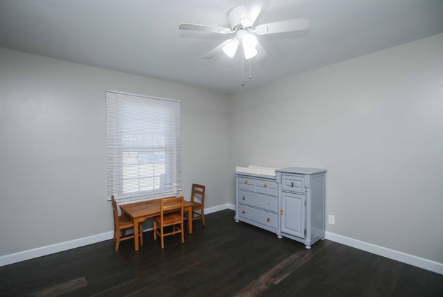 106 Ledgeview Dr, Shelbyville, TN 37160