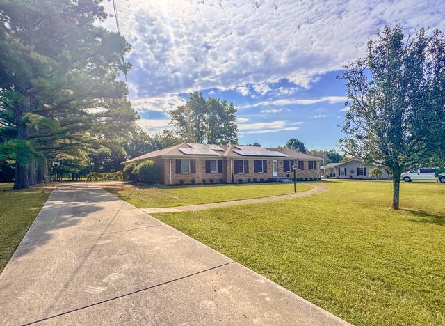 106 Ledgeview Dr, Shelbyville, TN 37160