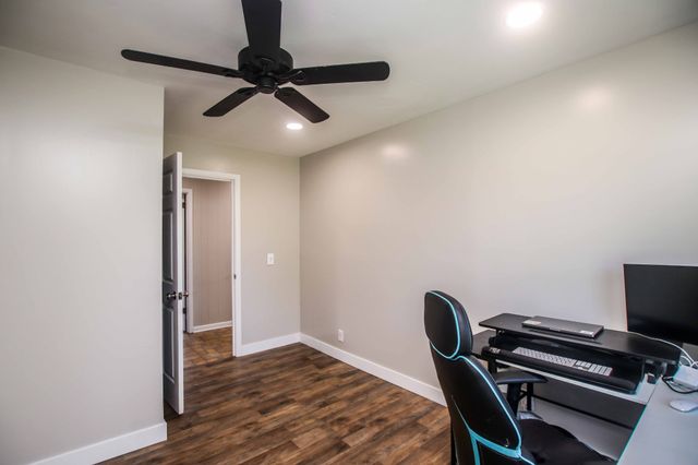 106 Ledgeview Dr, Shelbyville, TN 37160