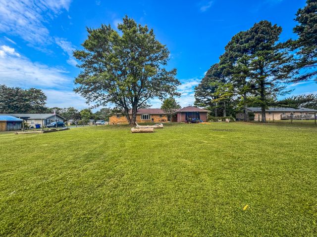 106 Ledgeview Dr, Shelbyville, TN 37160