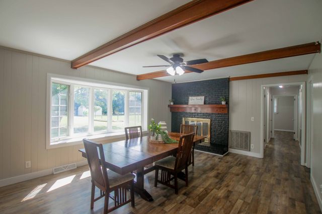 106 Ledgeview Dr, Shelbyville, TN 37160