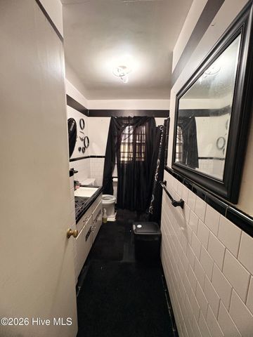 1403 Westwood Avenue W, Wilson, NC 27893