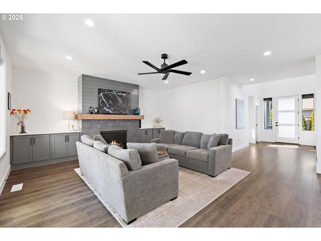 37802 Se OLSON St, Sandy, OR 97055
