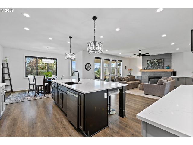 37802 Se OLSON St, Sandy, OR 97055