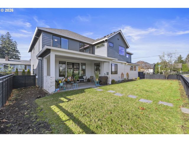 37802 Se OLSON St, Sandy, OR 97055
