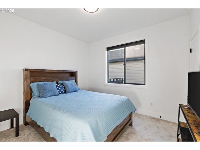37802 Se OLSON St, Sandy, OR 97055