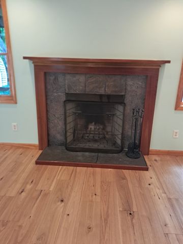 55 Howard St, Lunenburg, MA 01462