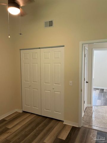 7820 Mellow Days Dr, Pensacola, FL 32506