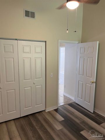 7820 Mellow Days Dr, Pensacola, FL 32506