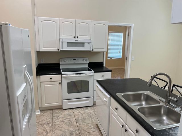 7820 Mellow Days Dr, Pensacola, FL 32506