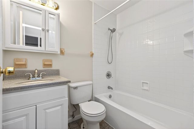 7031 Union Schoolhouse Road, Riverside, OH 45424