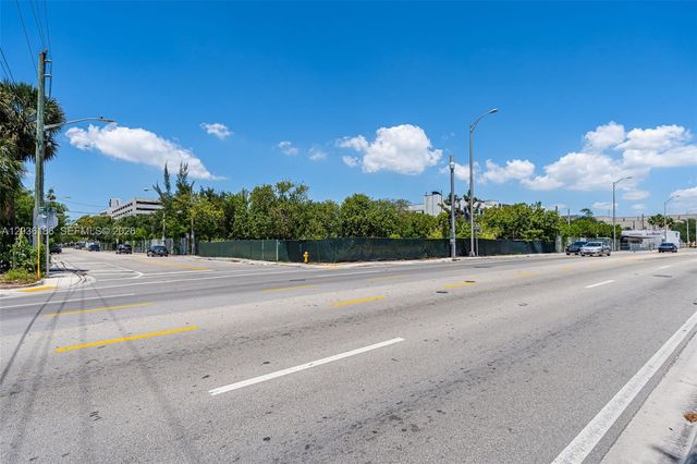 1800 NW 7th Avenue, Miami, FL 33136
