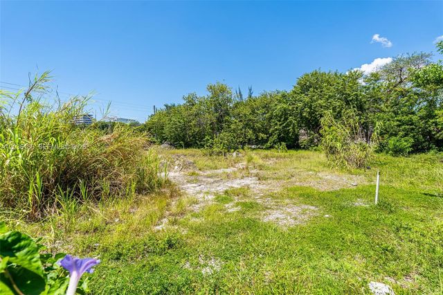 1800 NW 7th Avenue, Miami, FL 33136