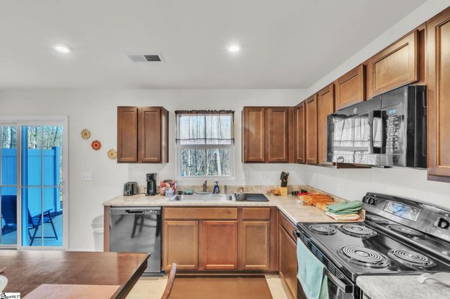 35 Tidworth Drive, Greer, SC 29651