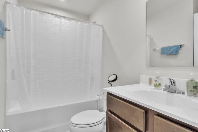 35 Tidworth Drive, Greer, SC 29651